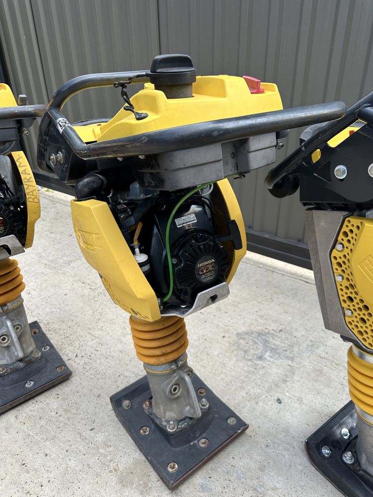 Вибронога виброплита трамбовка Bomag BT 60 вибротрамбовка