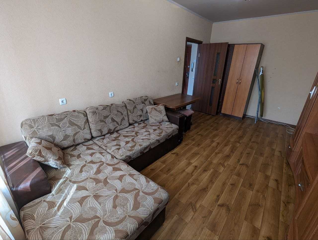 Здам  1о кімн квартира Північний