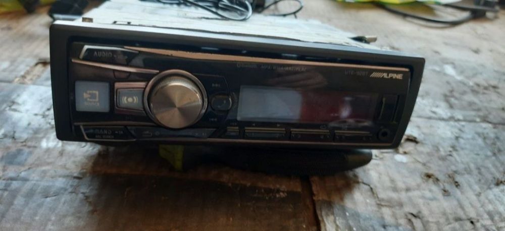 Алпайн 92вт в ідеальному стані