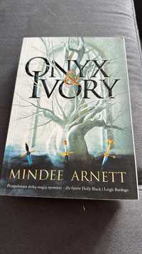 Książka Onyx & Ivory - Mindee Arnett