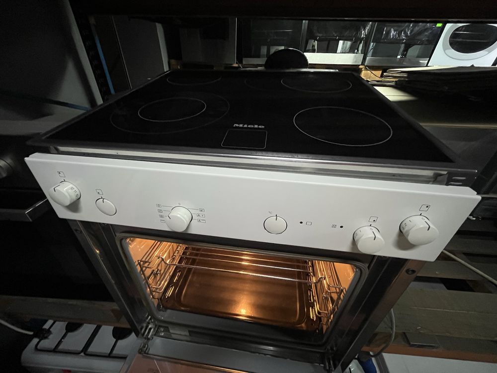 Piekarnik z płytą Miele A+ |12msc |BD stan |Dowóz