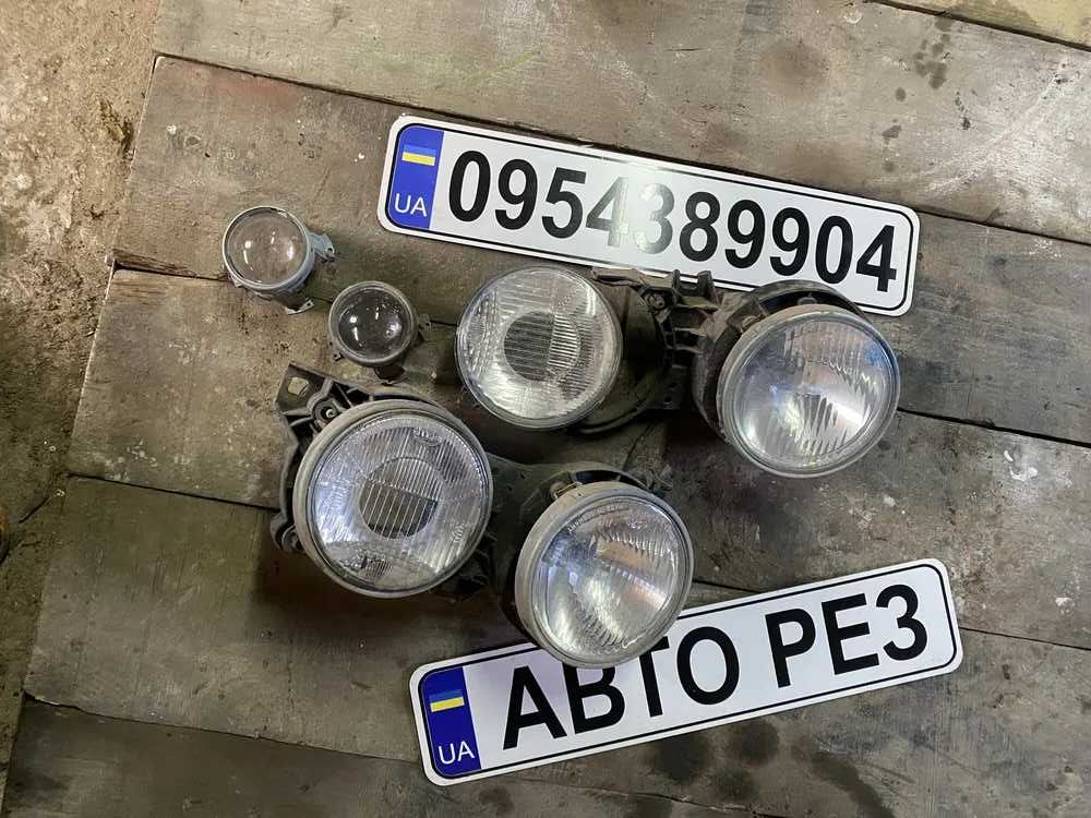 Фари бмв е30 хелла оригінал