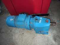 Motoreduktor 106 obr/min silnik 1,5 kw abb, blokada