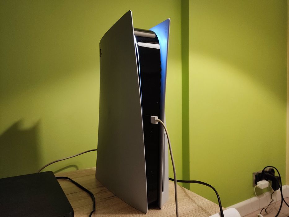 Sony PS5 z napędem CFI-1216A Konsola Jak Nowa Gry Gran Turismo Fortnit