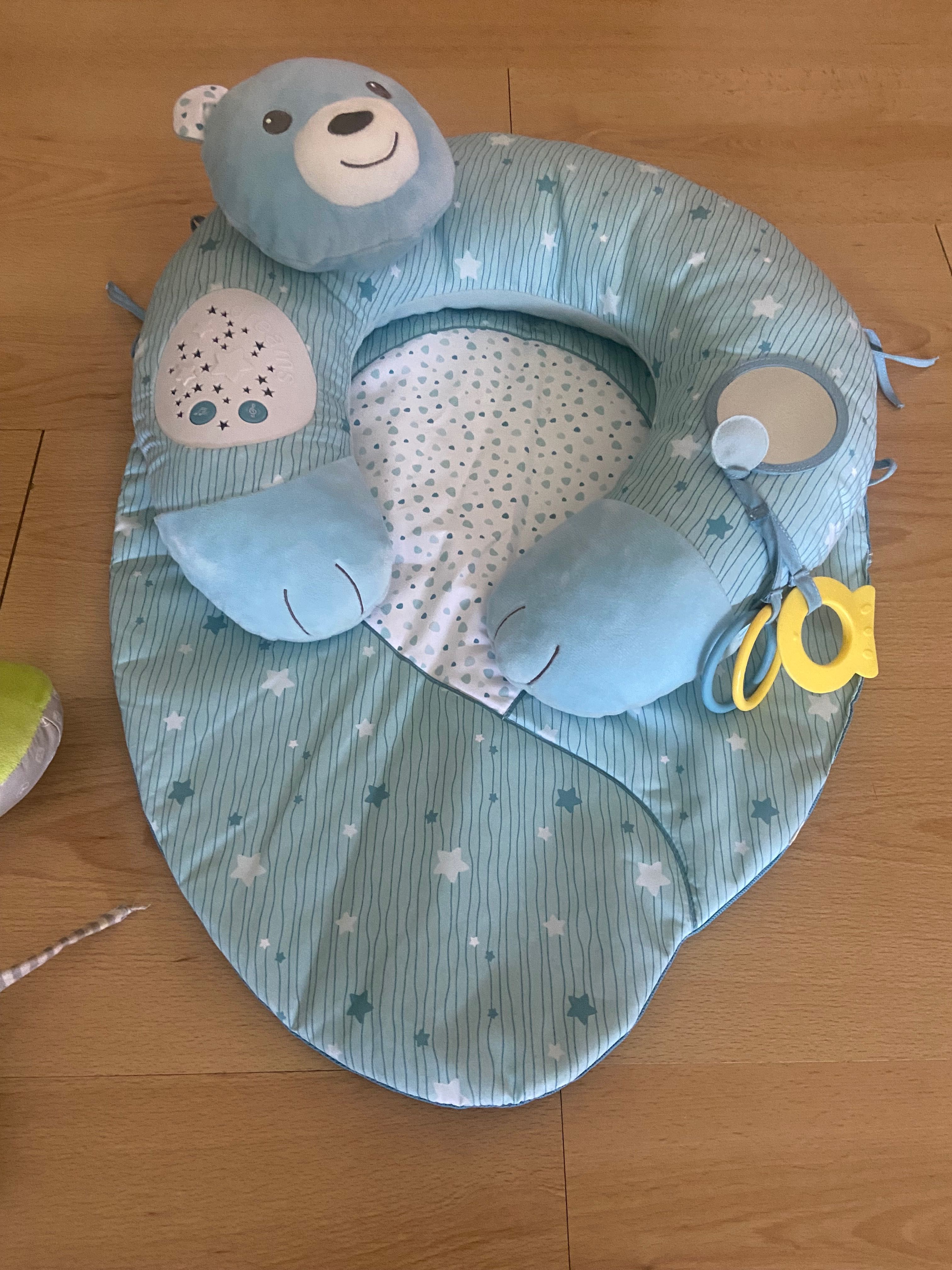 Almofada da marca Chicco com musica