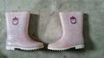 Botas para a chuva novas