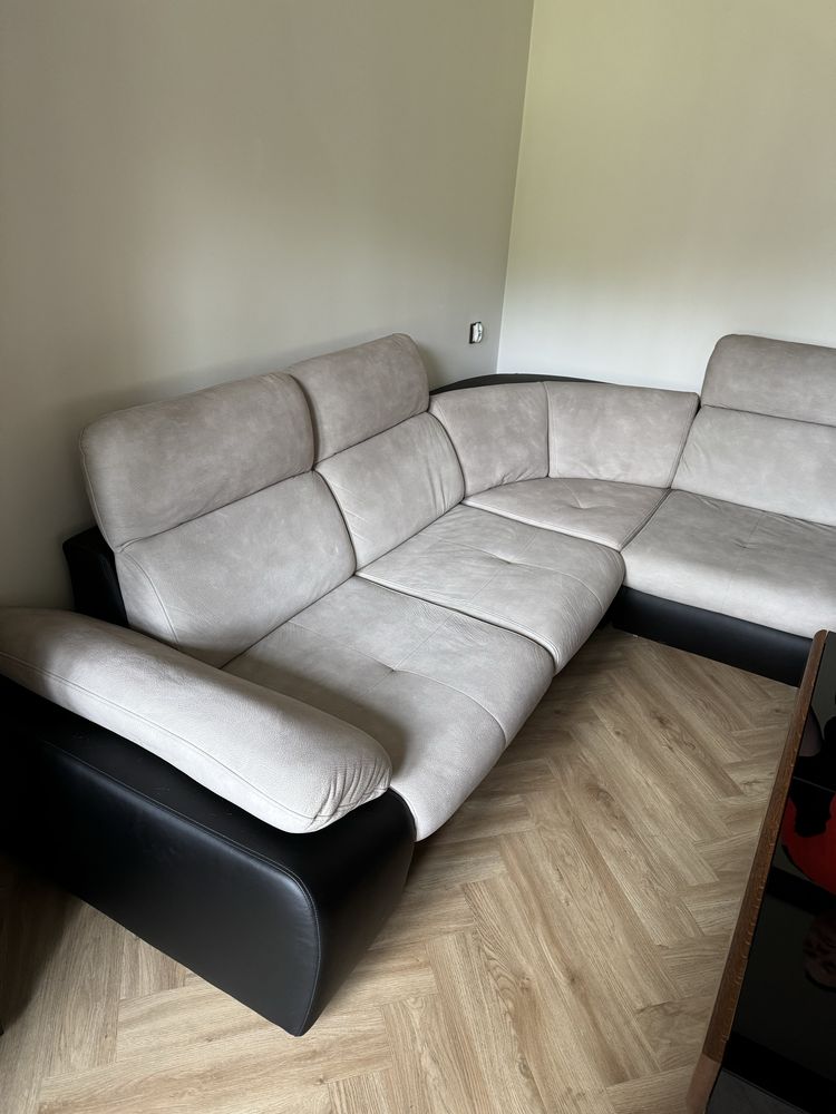 narożnik beżowy duży z funkcją spania