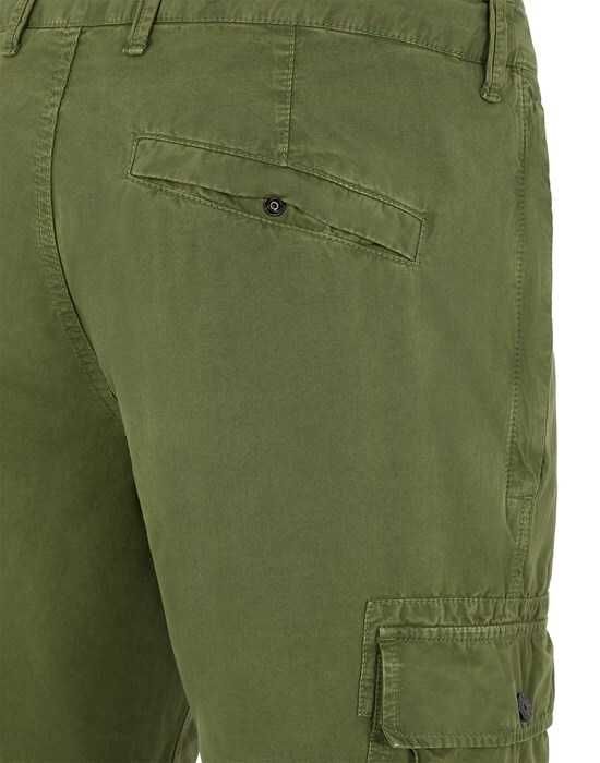 Штани STONE ISLAND 303WA Brushed Cotton Cargo Pants Cold Dyed Olive