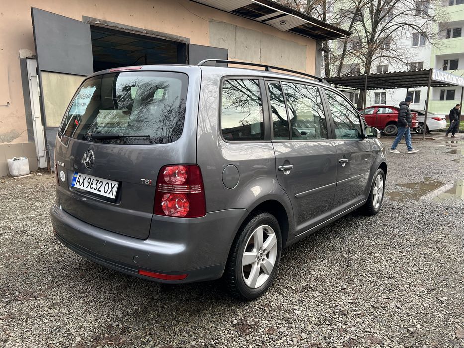 Продам Фольксваген Туран