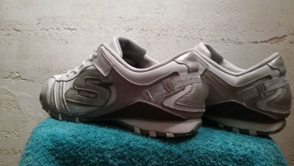 Sneakersy SKECHERS BIKERS TICKLED r.40 skóra stan bardzo dobry