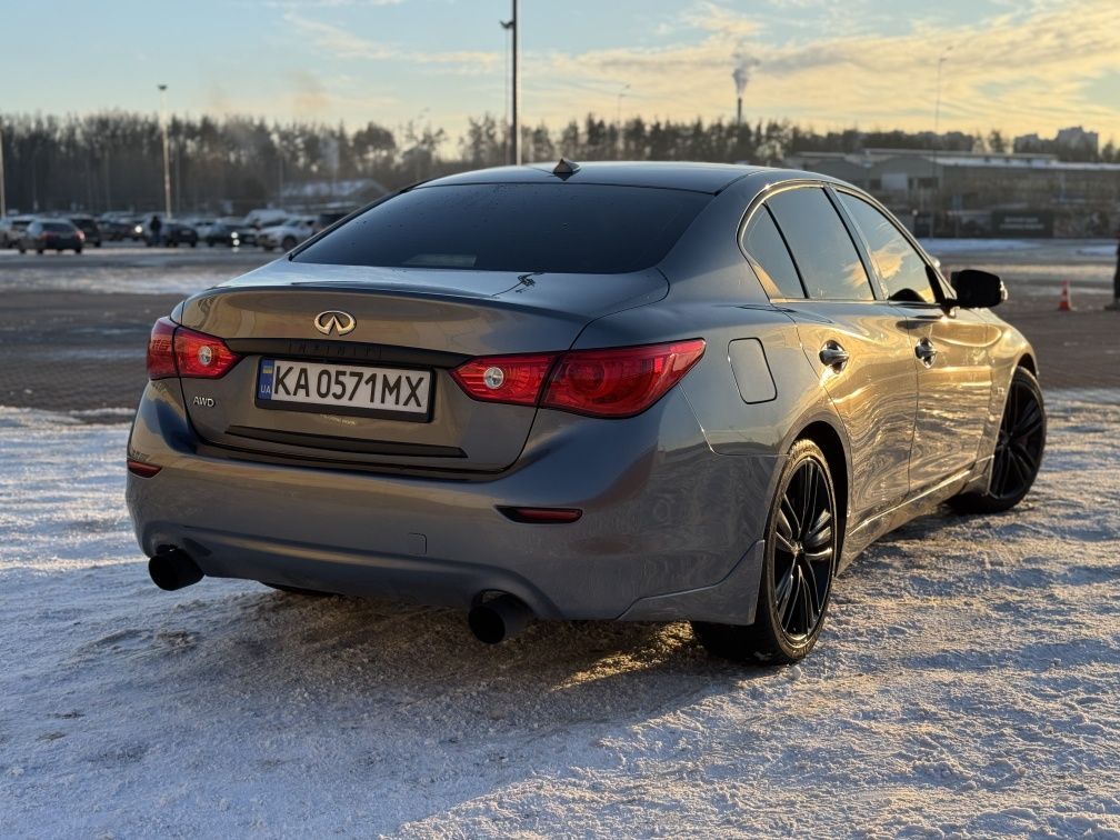 INFINITI Q50 Red Sport 400