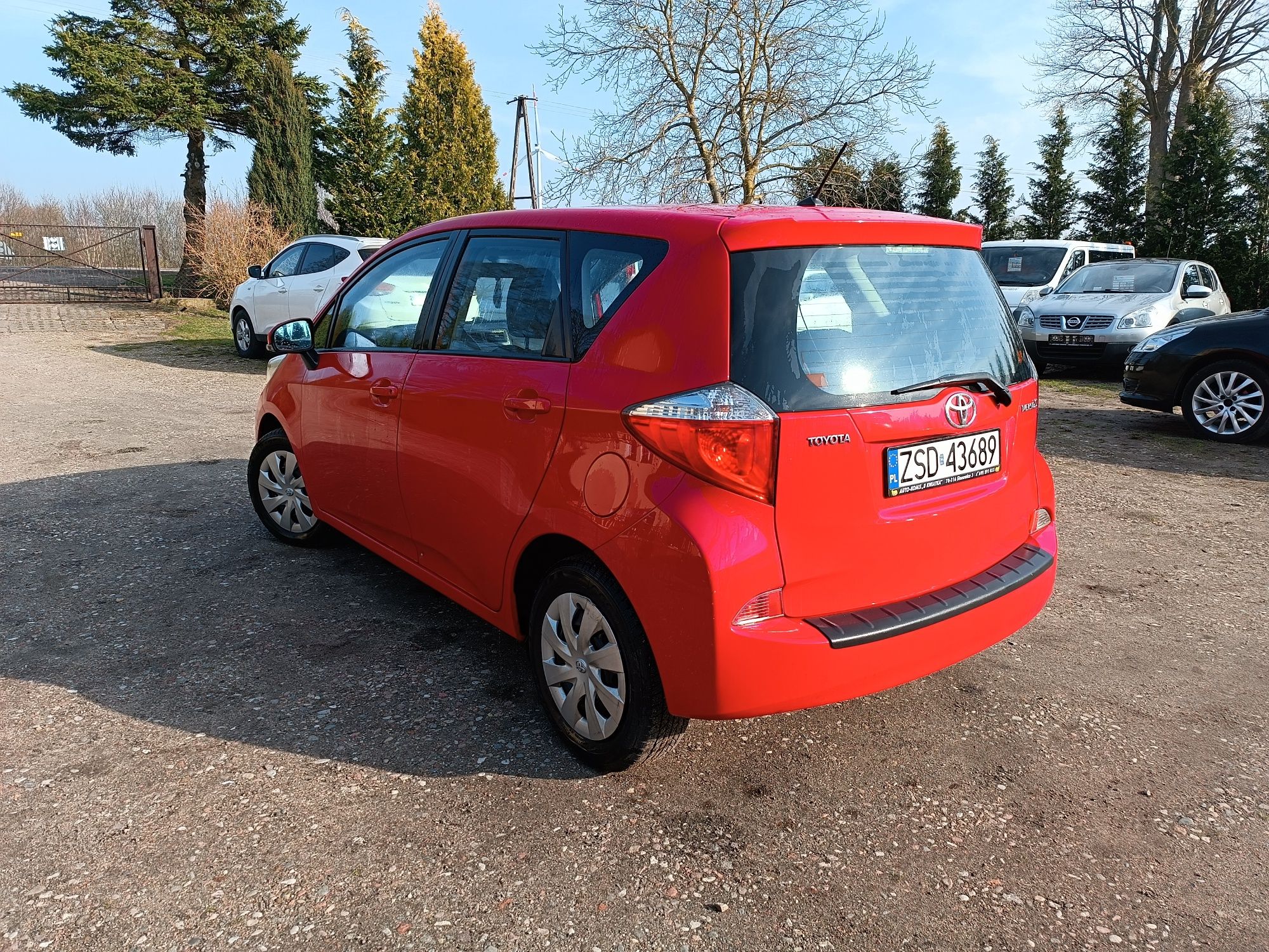 Toyota Verso-S 1.3VVT-i 99KM 2011 Perfekcyjny Stan 131 tyś km Zamiana