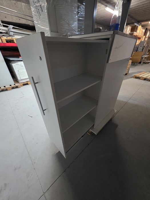 Szafki cargo biurowe na kółkach z wysuwanym blatem