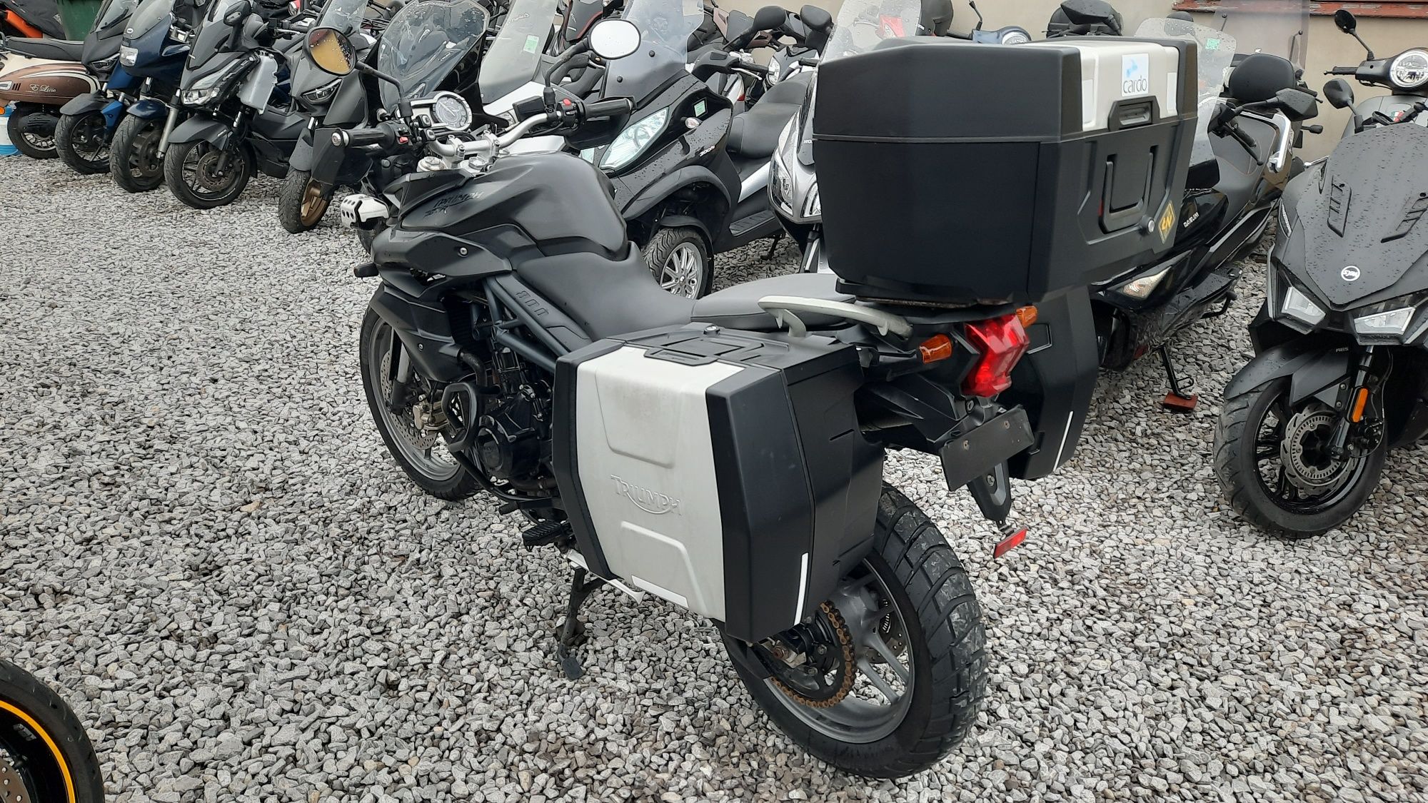 Triumph Tiger 800 Kufry 2014r Uszkodzony Elektrycznie Transport