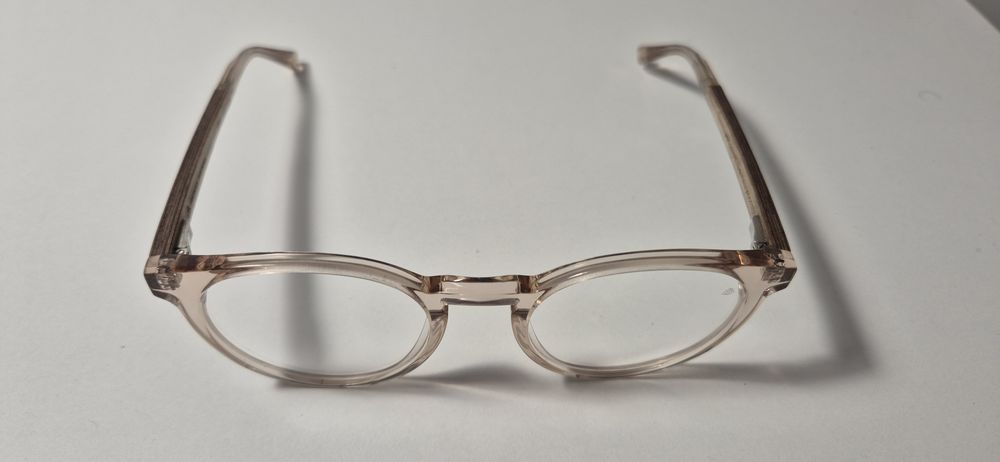 Oprawki męskie i damskie – nowe, markowe, w świetnych cenach!