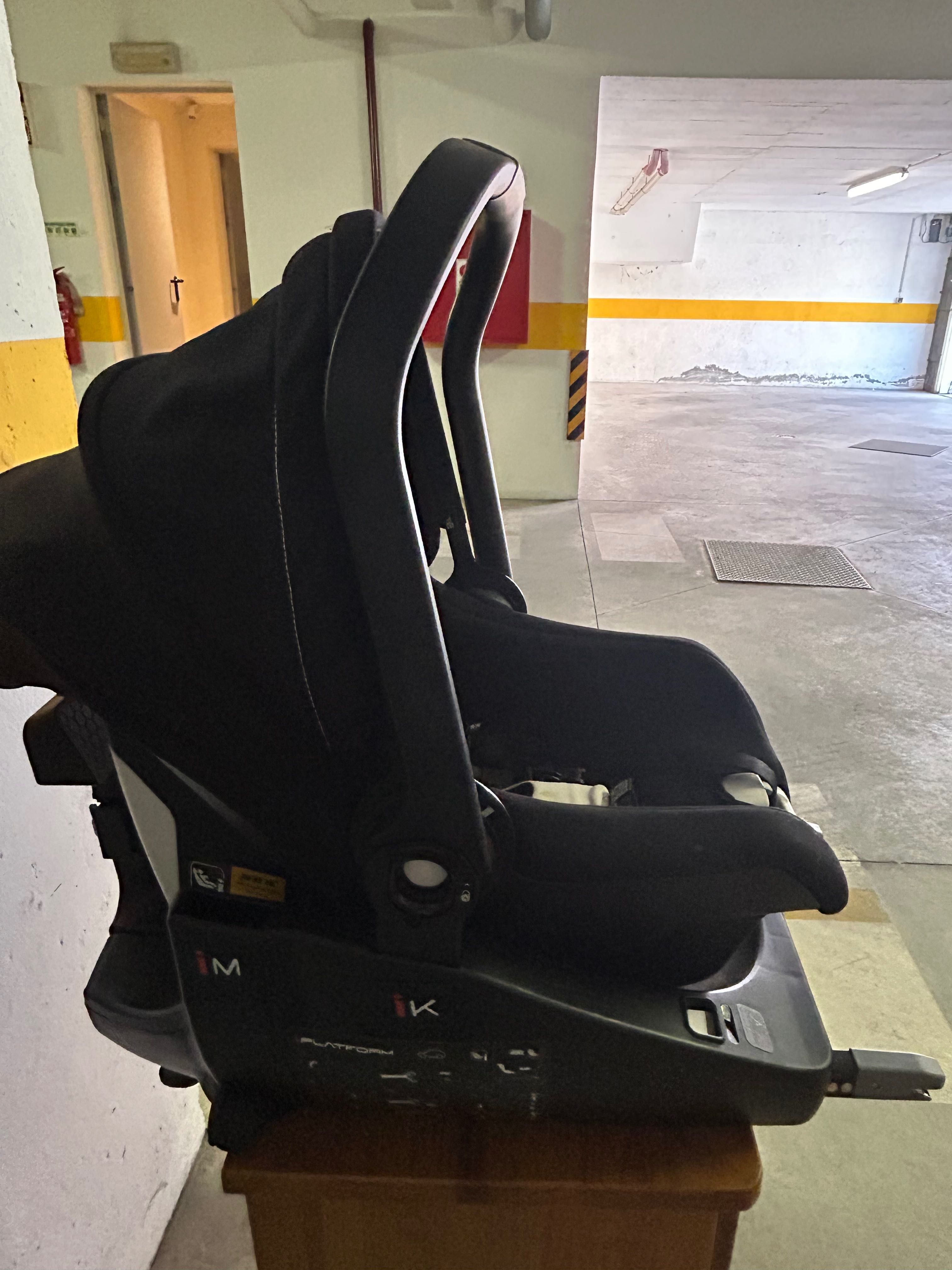 Ovo de bebé Jané + Base Isofix