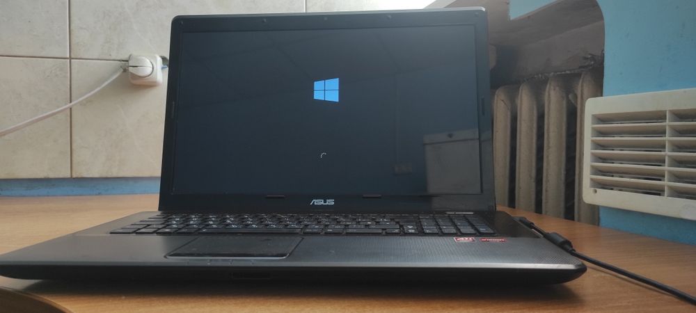 Ноутбук в идеальном состоянии