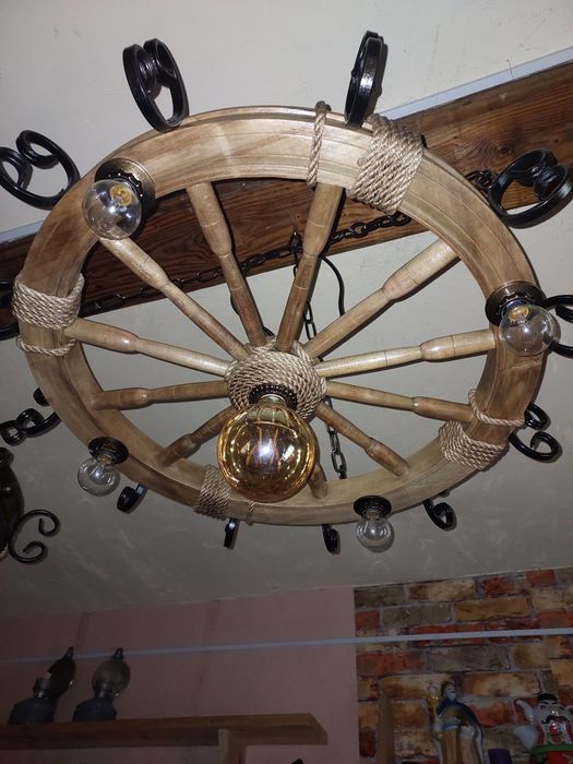 Люстра супер колесо  воза телеги прядки Старовина лофт в альтанку, буд