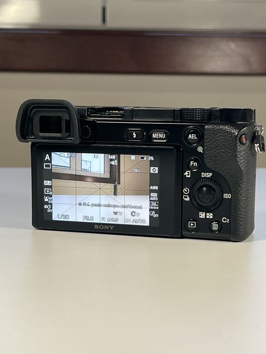 Camera Sony A6100 mirrorless