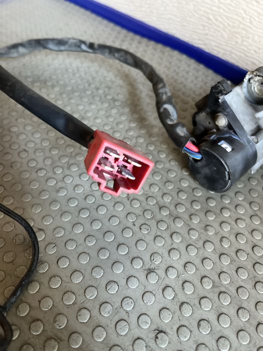 Stacyjka yamaha yzf r125 korek zamek zestaw staryowy