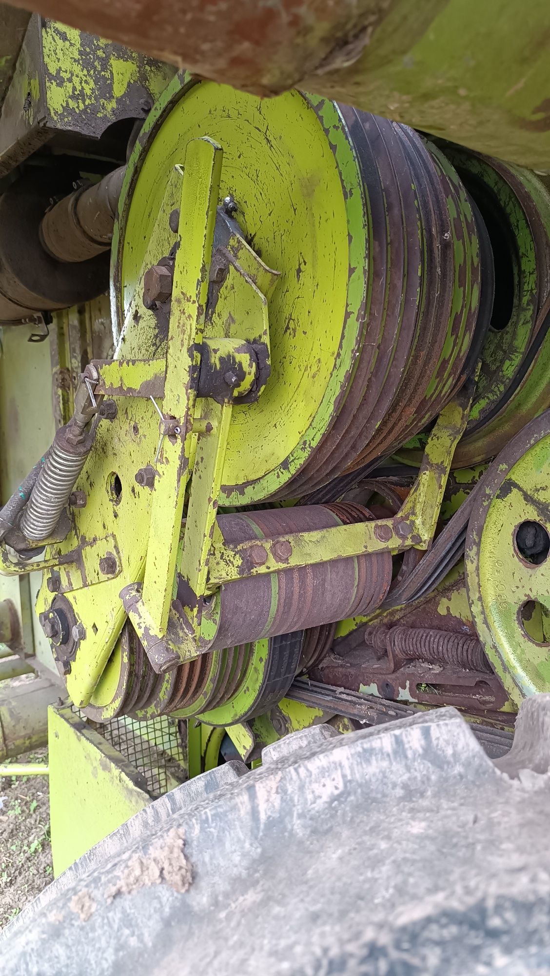 Koła napędu młocarni (wariator) Claas Dominator 85