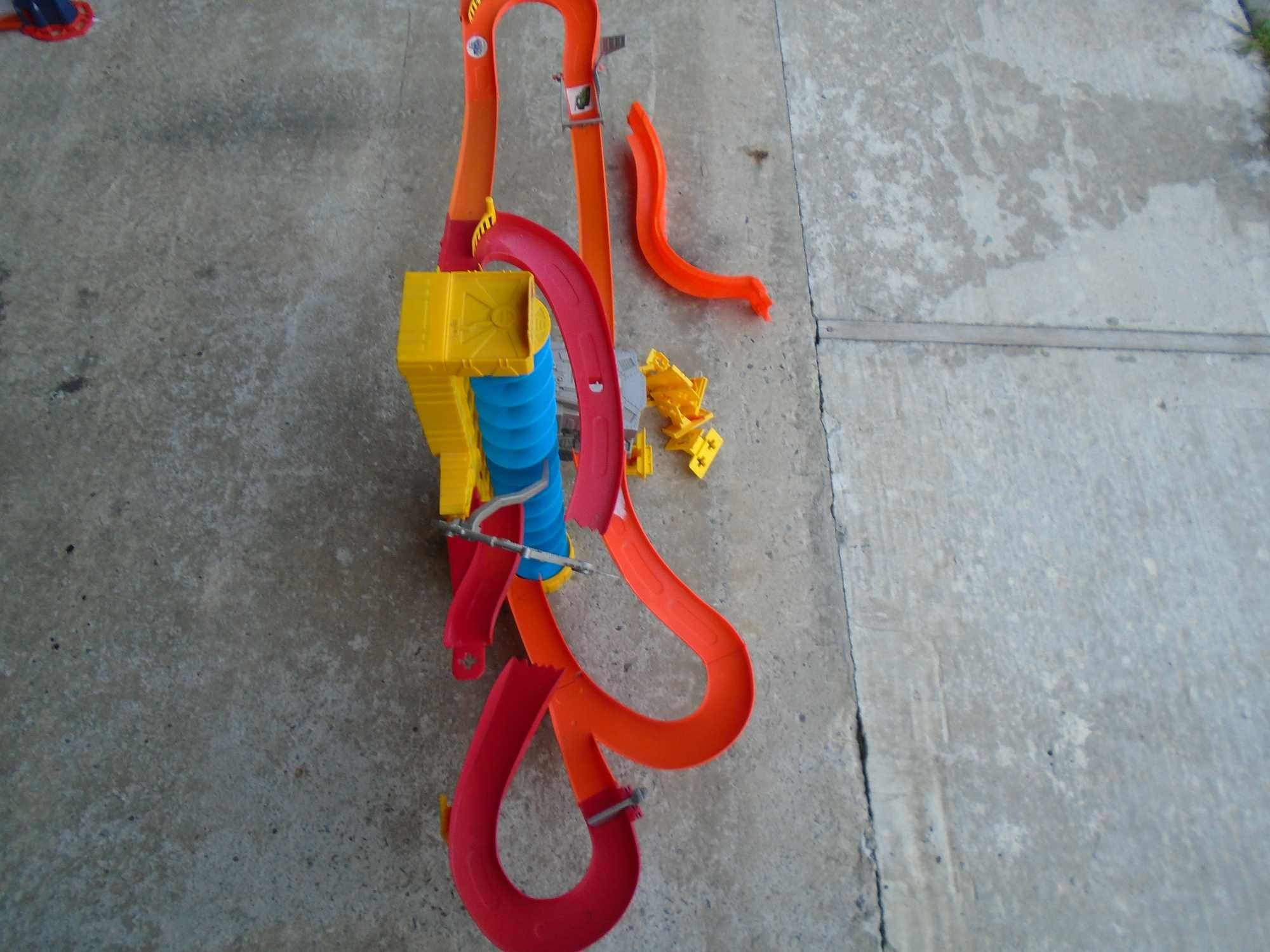 Hot Wheels Wall Track Power Tower  Tor Ścianowiec