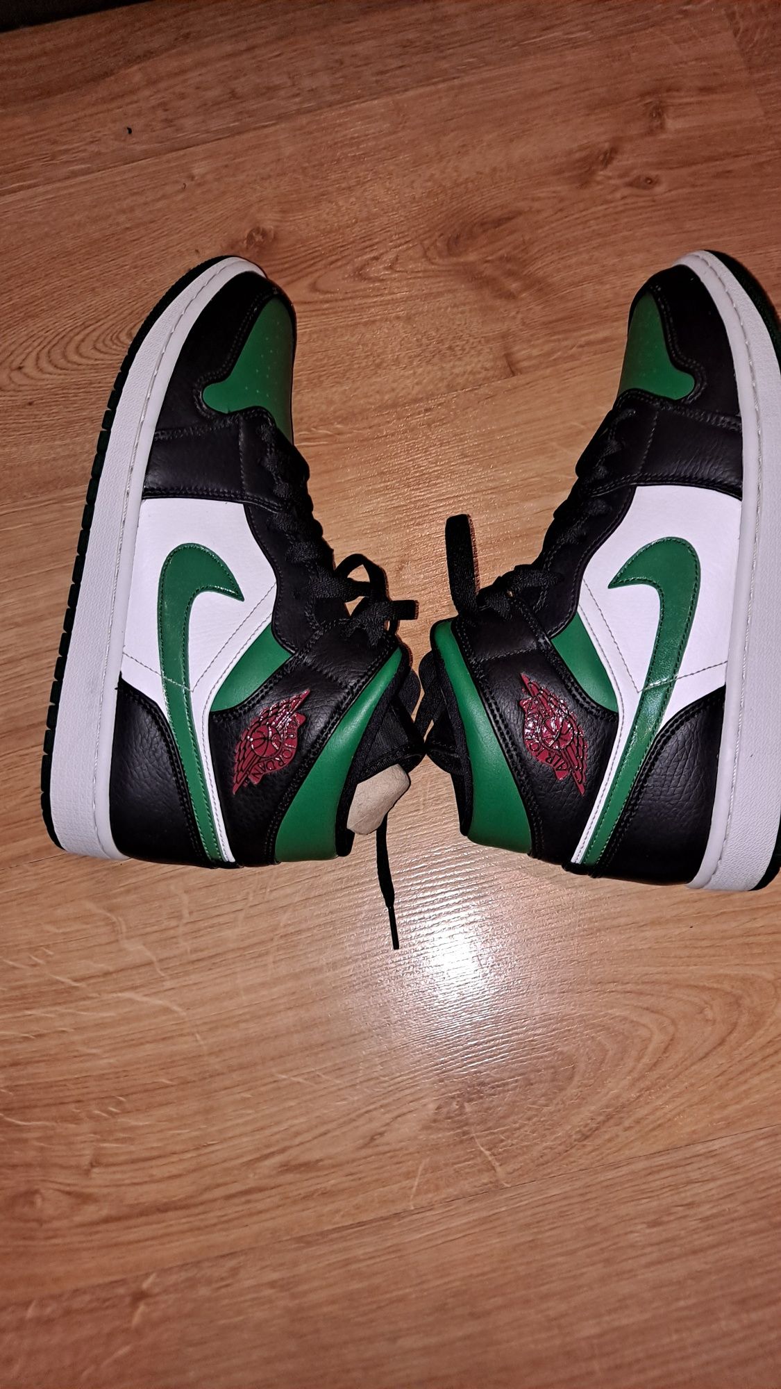Nike air Jordan 1 pine green
