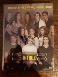 " Intruz " dramat