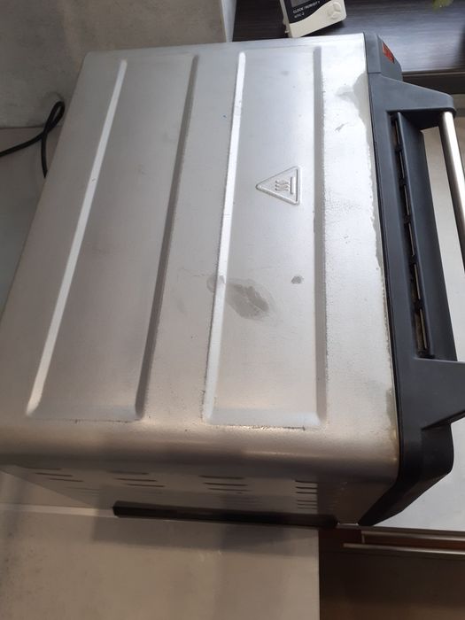 Mini piekarnik elektryczny, wolnostojący