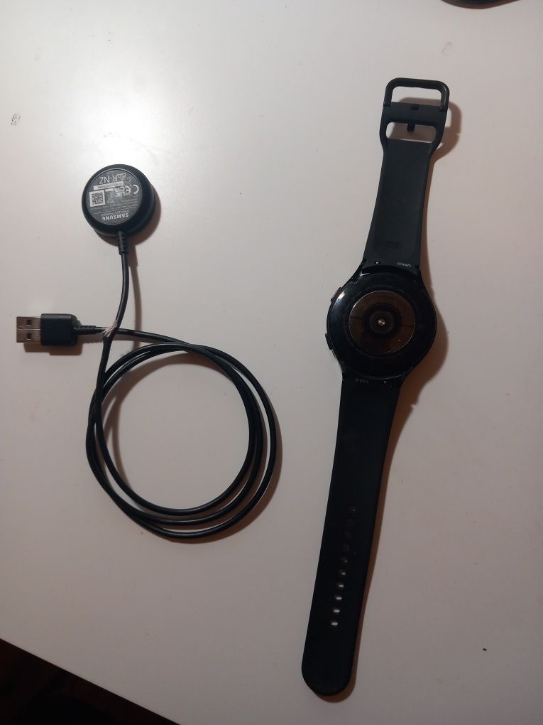 Samsung galaxy watch 4 44 mm