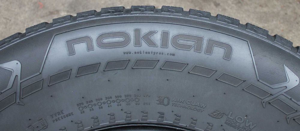 Зимові шини, зимова резина 265/70/R15 Nokian Hakkapeliitta