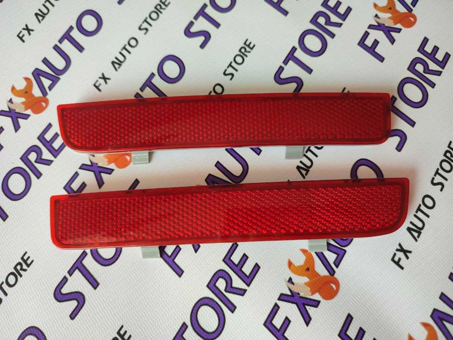 Отражатель в задний бампер (катафот) RANGE ROVER разные года