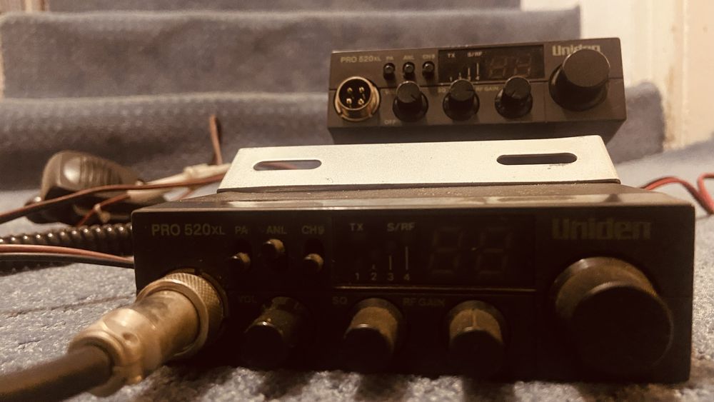 CB RADIO UNIDEN 2 sztuki z anteną