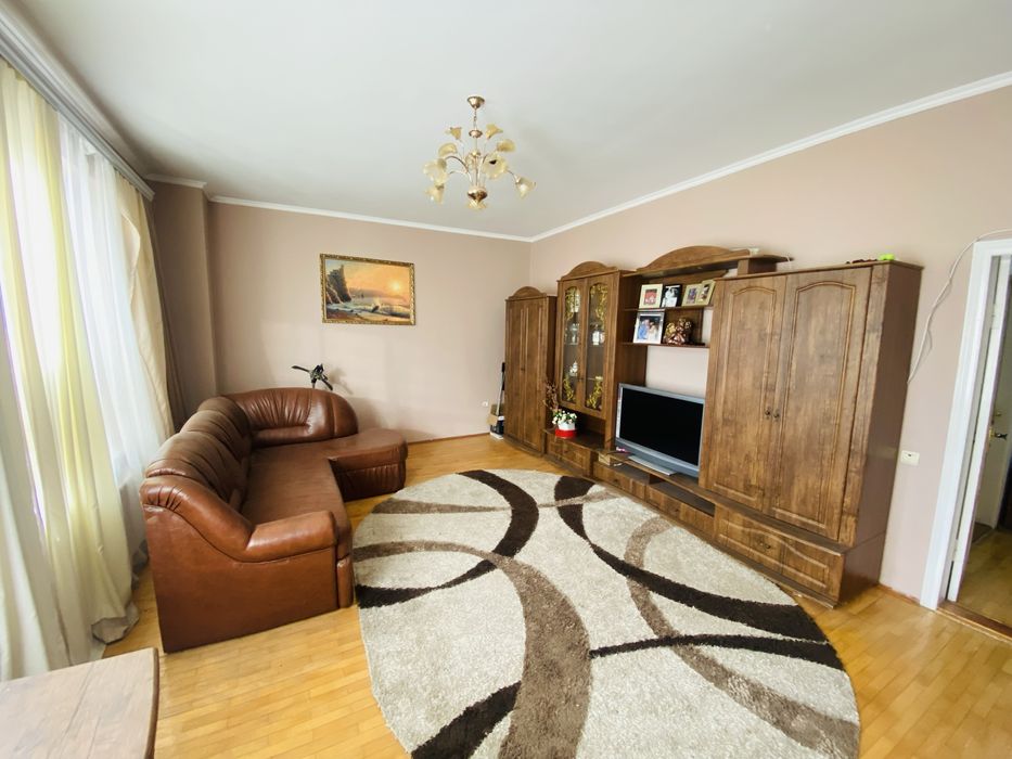 Продам 3-к квартиру