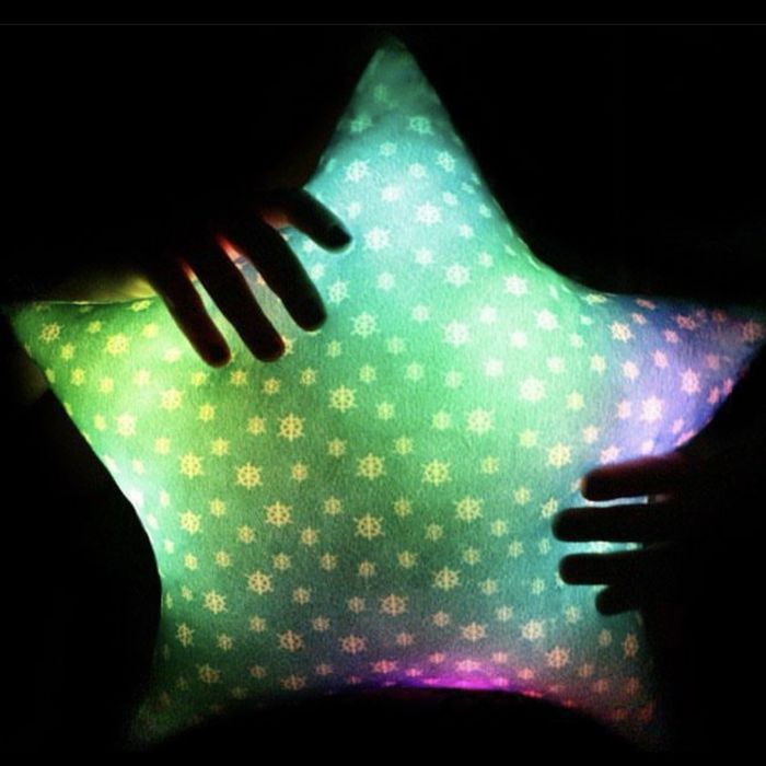 Новорічний подарунок для дитини подушка нічник зірочка