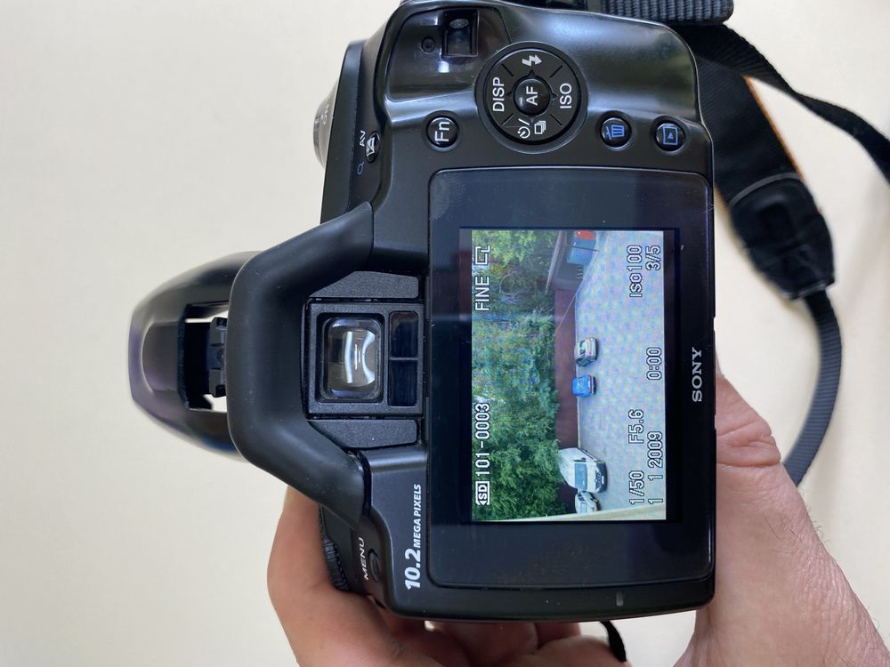 Фотоаппарат цифровой Sony DSLR-A230