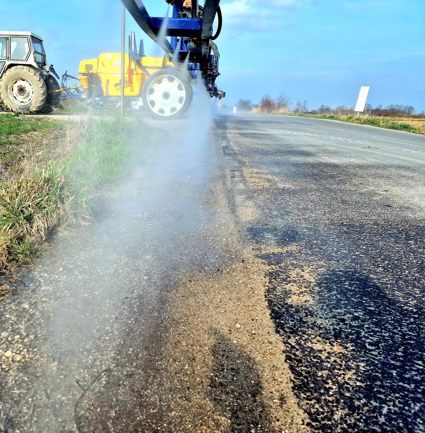 Opryskiwacz Ciągany caruella media 3000l 27/24/21m 7 sekcji własna hyd