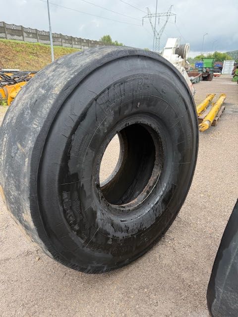 OPONA 26.5-25 karkas łysa michelin