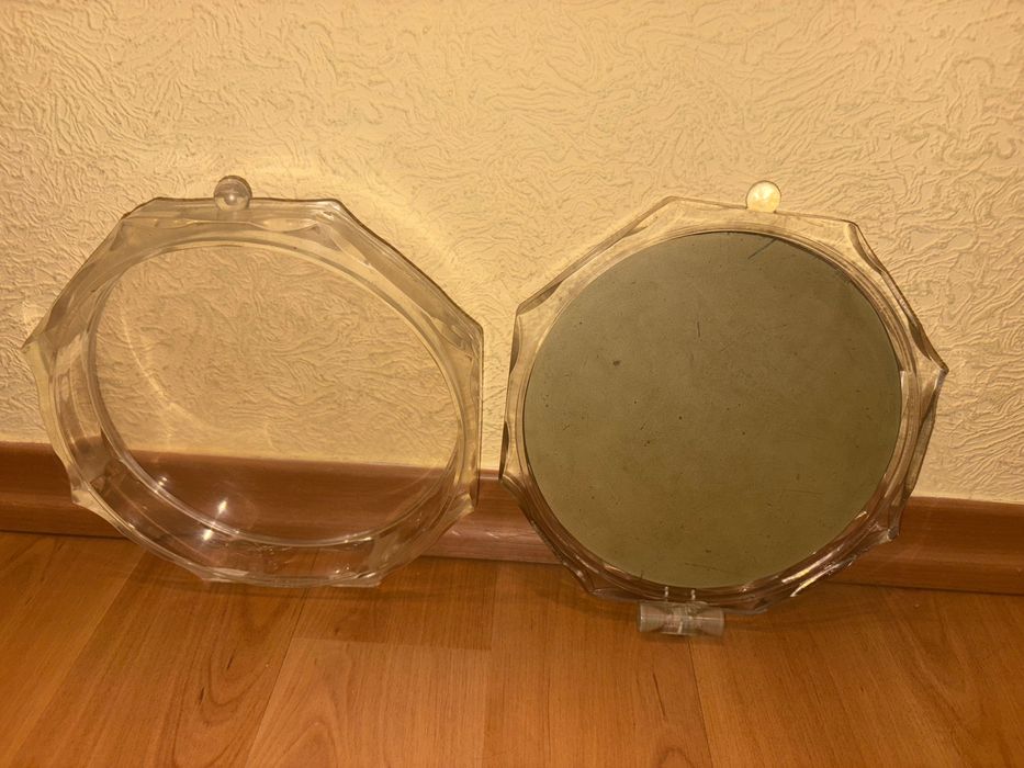 Скринька з малюнком часів СРСР