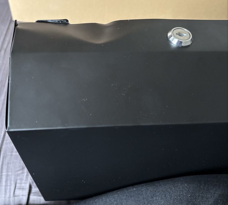 Pojemnik na recznik papierowy, czarny