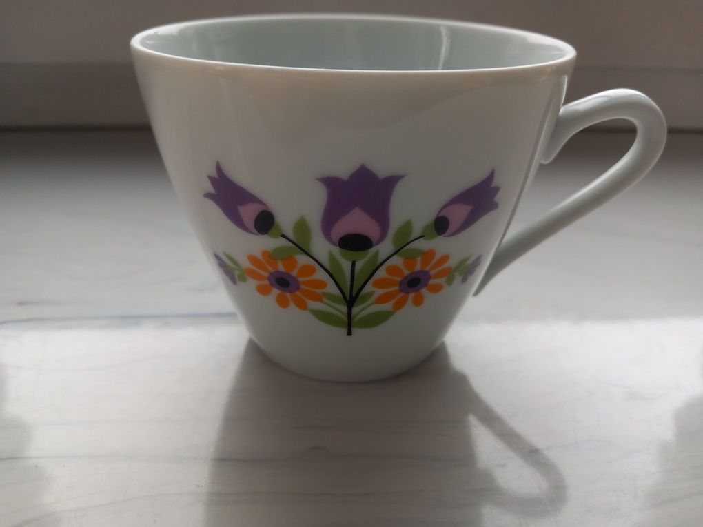 Porcelanowa filiżanka Creidlitz,dla zbieraczy pojedynczych egzemplarzy