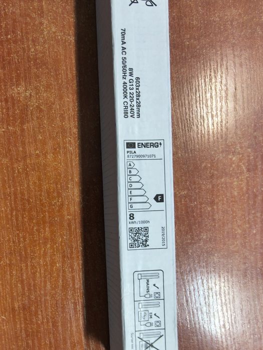 Świetlówka LED  8W