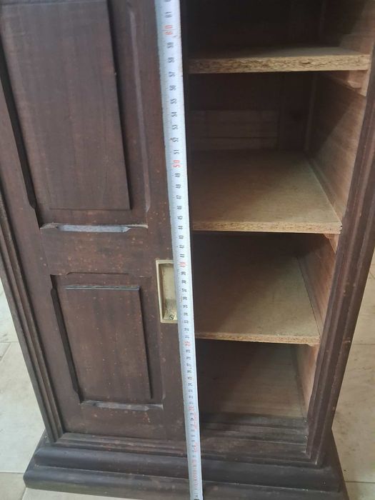 Sapateira antiga em bom estado geral 35€