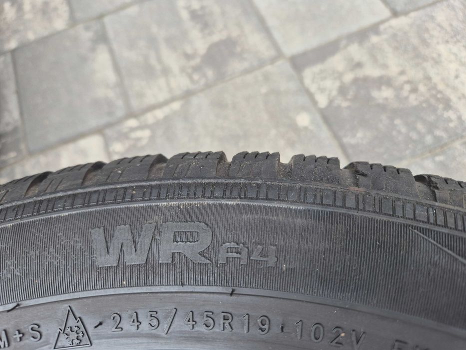 Nokian WRA4 245/45r19 102V Wzmocnienie XL N2717