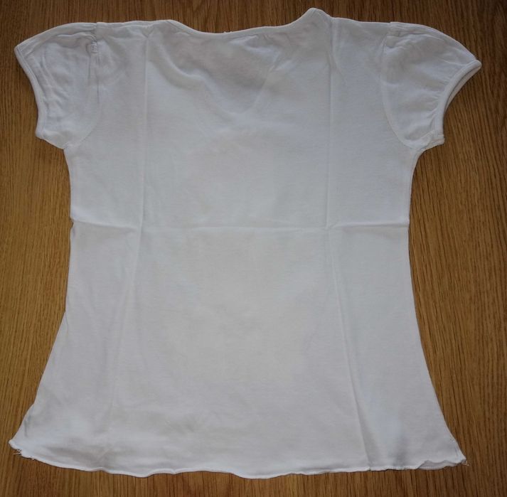 T-Shirt C&A: Tam 6-7Anos (122cm)