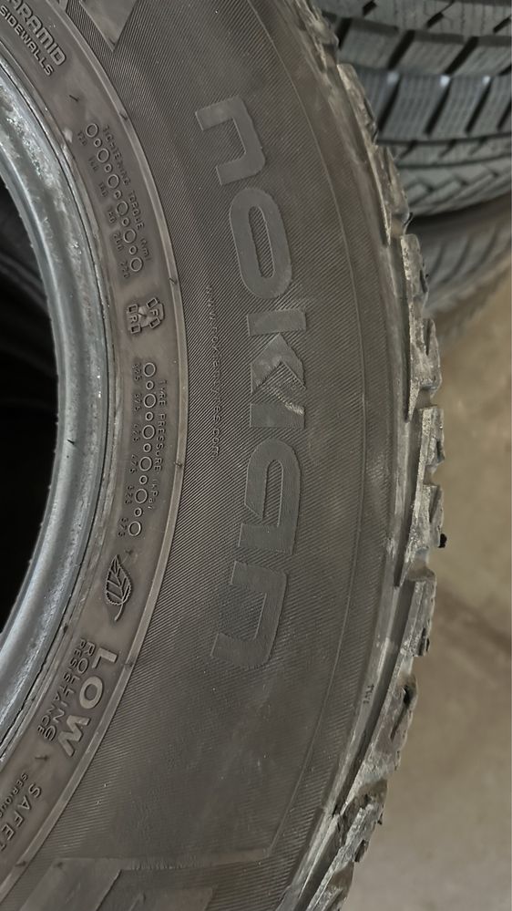 235 65 R16C 121/119R 4szt 7mm Nokian używane zimowe Warszawa