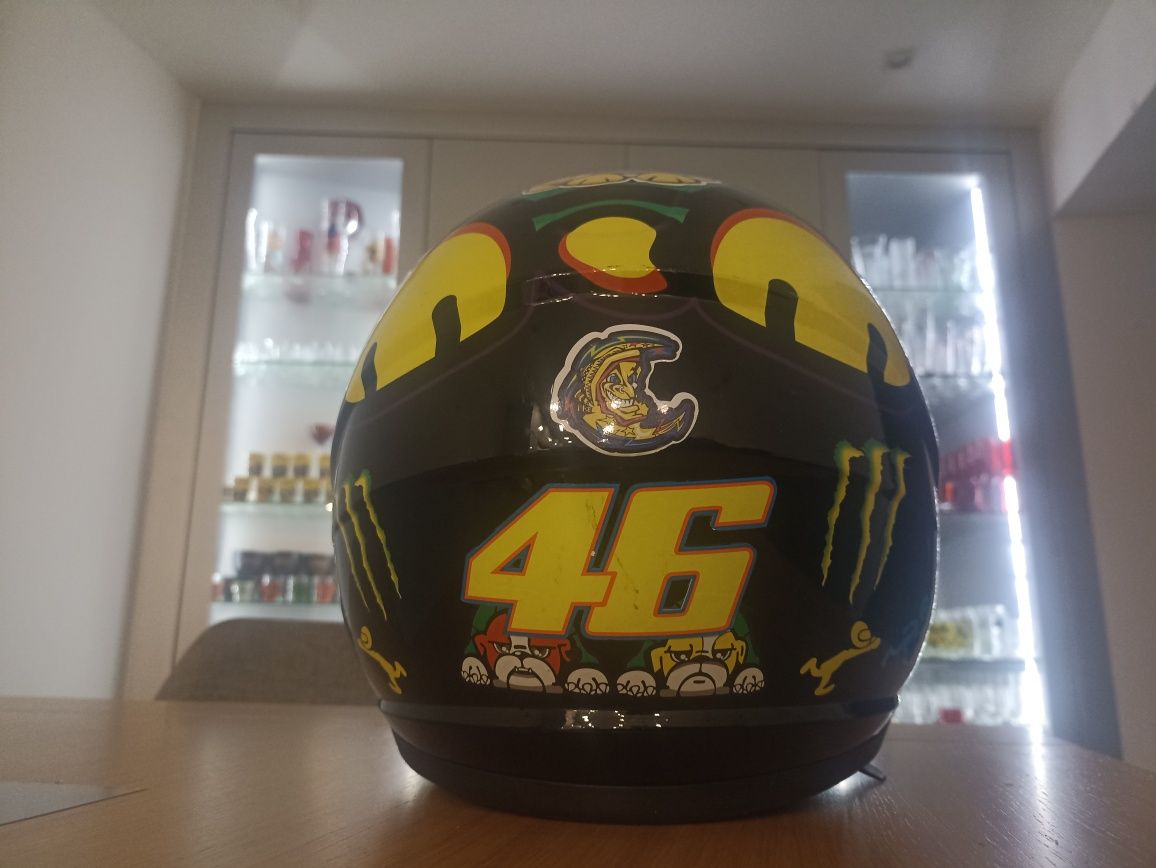 Capacete Valentino Rossi (réplica AGV)