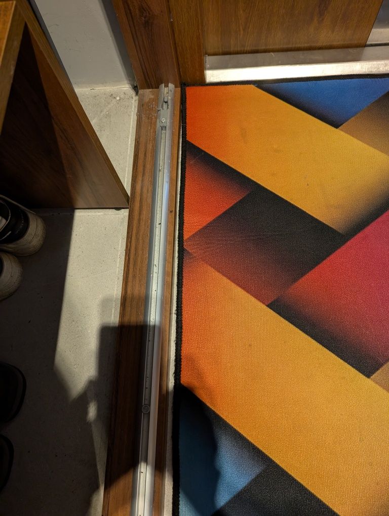 Drzwi lustrzane do szafy