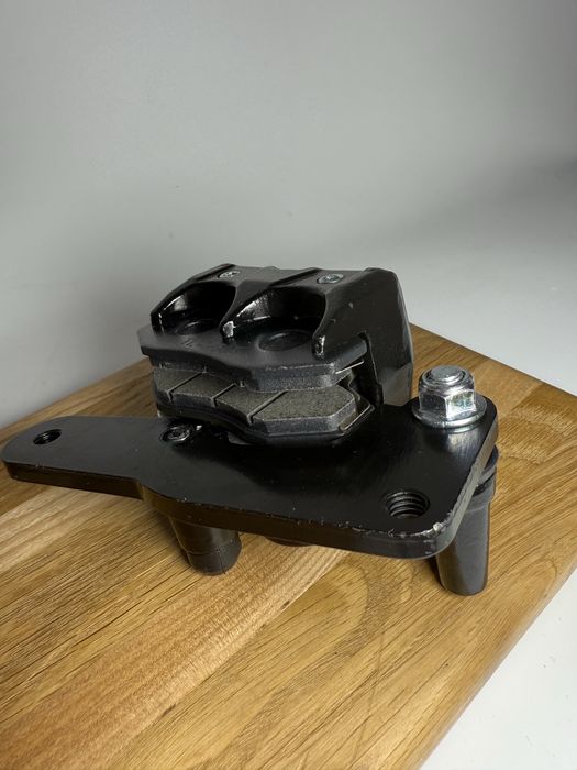 Задній тормозний супорт 250сс , тормозна ручка для мотоциклів