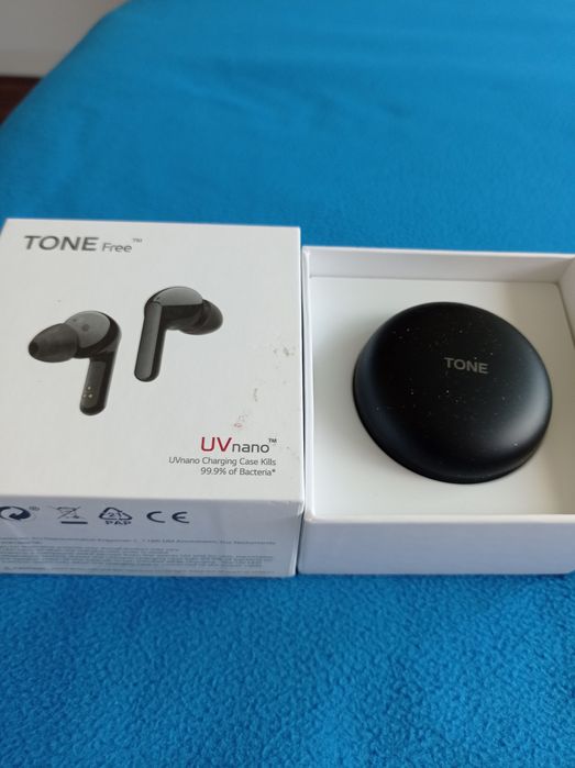 LG TONE Free Ear Buds - Like New